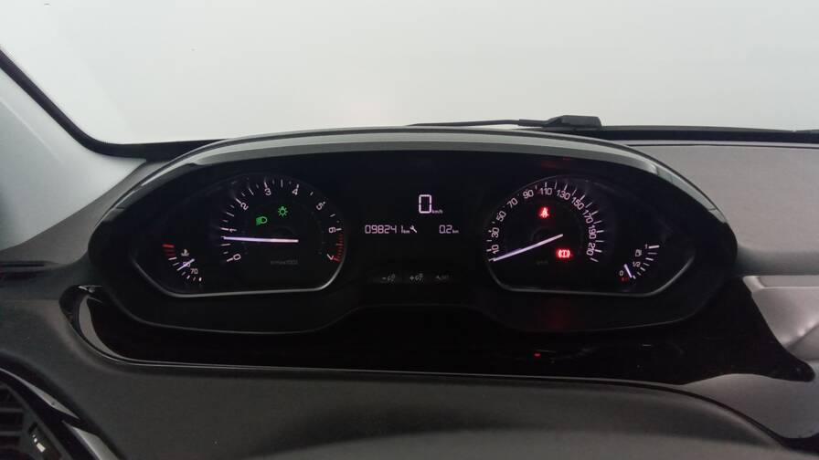 Mandataire Automobile occasion, recherche de Peugeot 208-puretech-82-bvm5-active - E-Motors