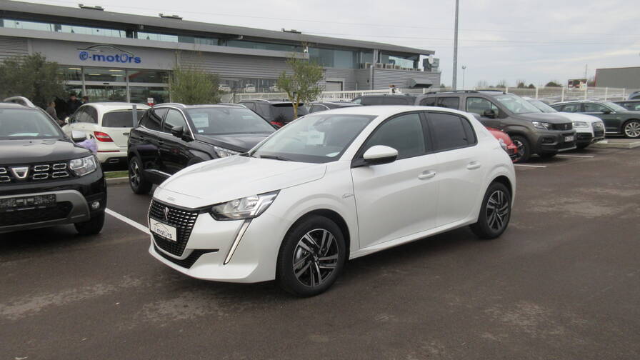 Avis-mandataire-auto-Emotors-Peugeot-208-Allure-pack-puretech-100.