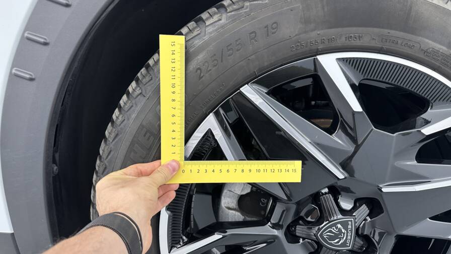 Mandataire Automobile occasion, recherche de Peugeot 3008-1-2-hybrid-136ch-allure-e-dcs6 - E-Motors