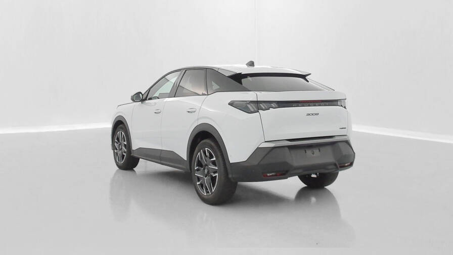 Mandataire Automobile occasion, recherche de Peugeot 3008-1-2-hybrid-136ch-allure-e-dcs6 - E-Motors