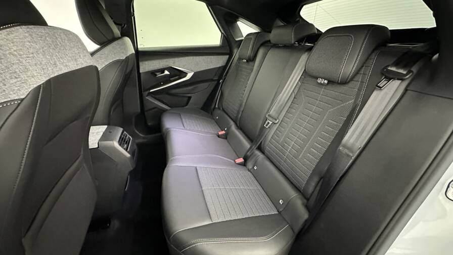 Mandataire Automobile occasion, recherche de Peugeot 3008-1-2-hybrid-136ch-allure-e-dcs6 - E-Motors