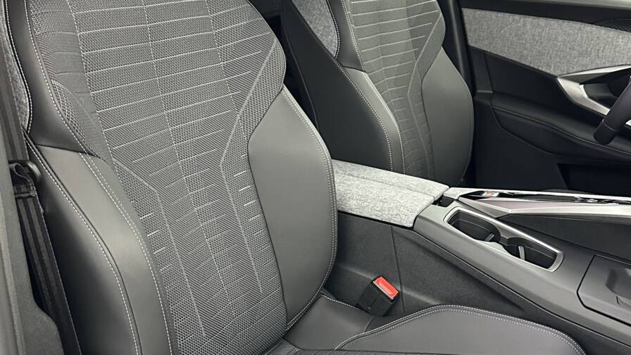 Mandataire Automobile occasion, recherche de Peugeot 3008-1-2-hybrid-136ch-allure-e-dcs6 - E-Motors