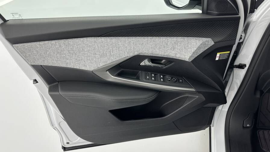 Mandataire Automobile occasion, recherche de Peugeot 3008-1-2-hybrid-136ch-allure-e-dcs6 - E-Motors