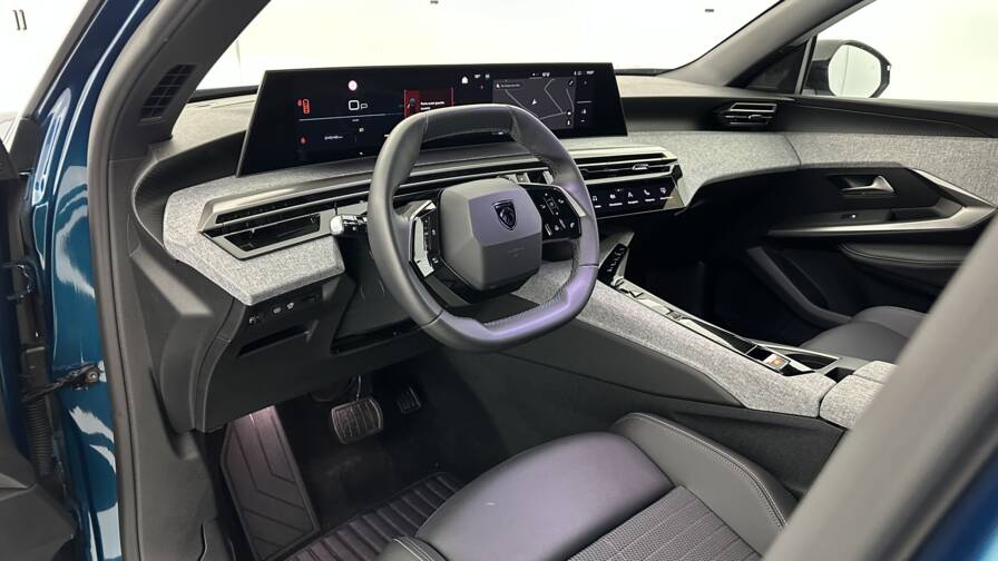 Mandataire Automobile occasion, recherche de Peugeot 3008-1-2-hybrid-136ch-allure-e-dcs6 - E-Motors