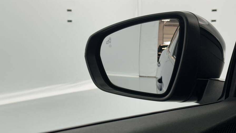 Mandataire Automobile occasion, recherche de Peugeot 3008-1-2-hybrid-136ch-allure-pack-e-dcs6 - E-Motors