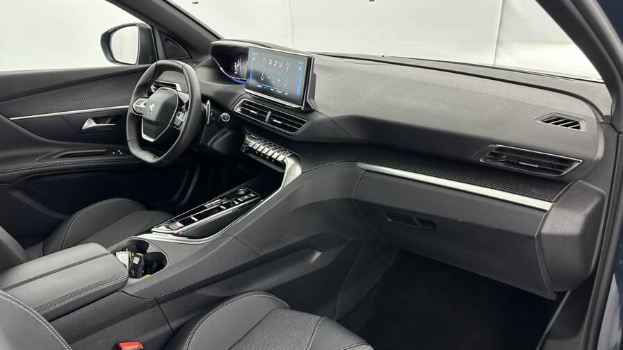 Mandataire Automobile occasion, recherche de Peugeot 3008-1-2-hybrid-136ch-allure-pack-e-dcs6 - E-Motors