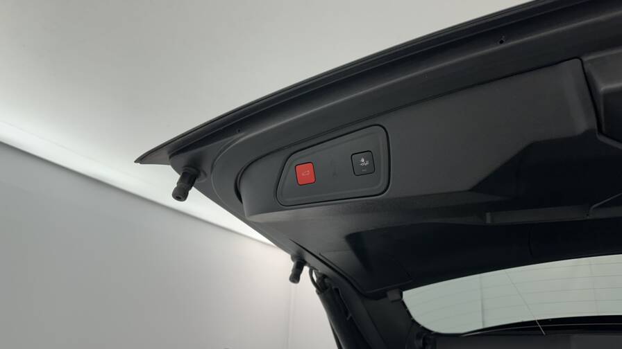 Mandataire Automobile occasion, recherche de Peugeot 3008-1-2-hybrid-136ch-allure-pack-e-dcs6 - E-Motors