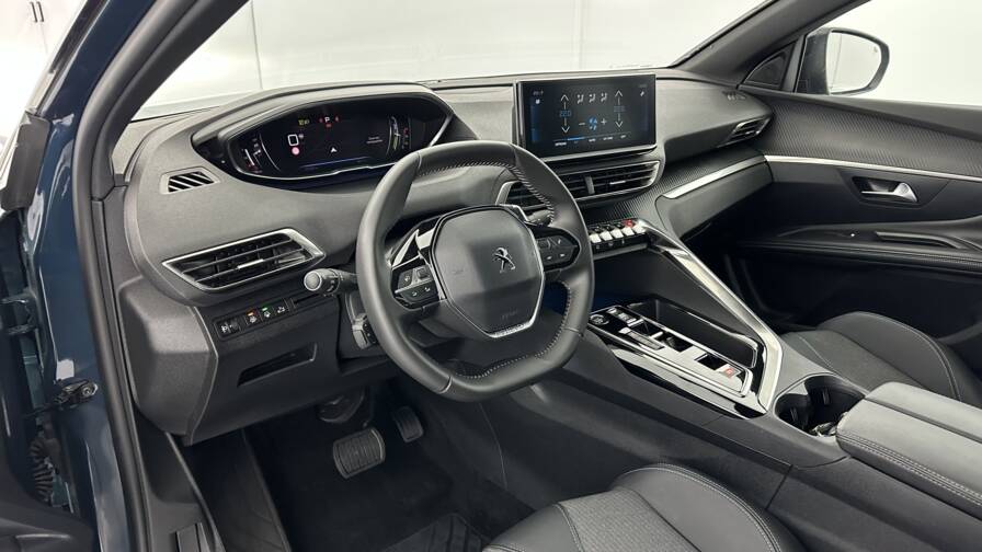 Mandataire Automobile occasion, recherche de Peugeot 3008-1-2-hybrid-136ch-allure-pack-e-dcs6 - E-Motors