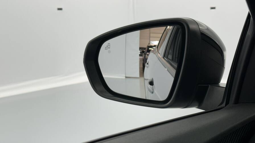 Mandataire Automobile occasion, recherche de Peugeot 3008-1-2-hybrid-136ch-allure-pack-e-dcs6 - E-Motors