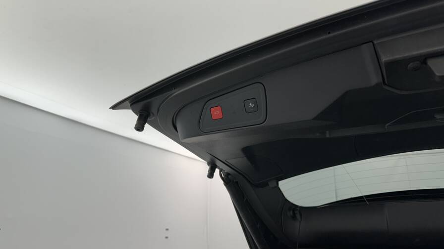 Mandataire Automobile occasion, recherche de Peugeot 3008-1-2-hybrid-136ch-allure-pack-e-dcs6 - E-Motors