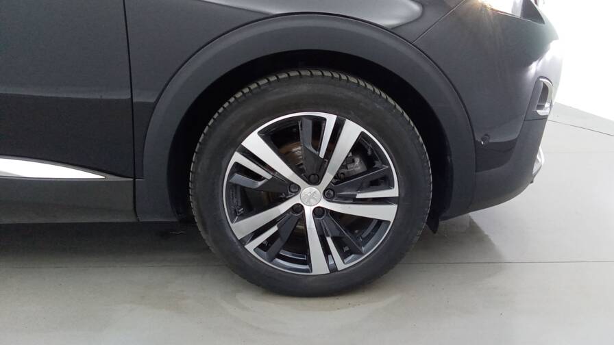 Mandataire Automobile occasion, recherche de Peugeot 3008-1-2-puretech-130-allure-gps-camera - E-Motors