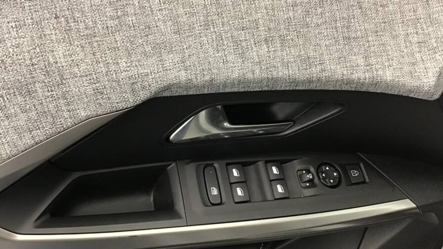 Mandataire Automobile occasion, recherche de Peugeot 3008-allure - E-Motors