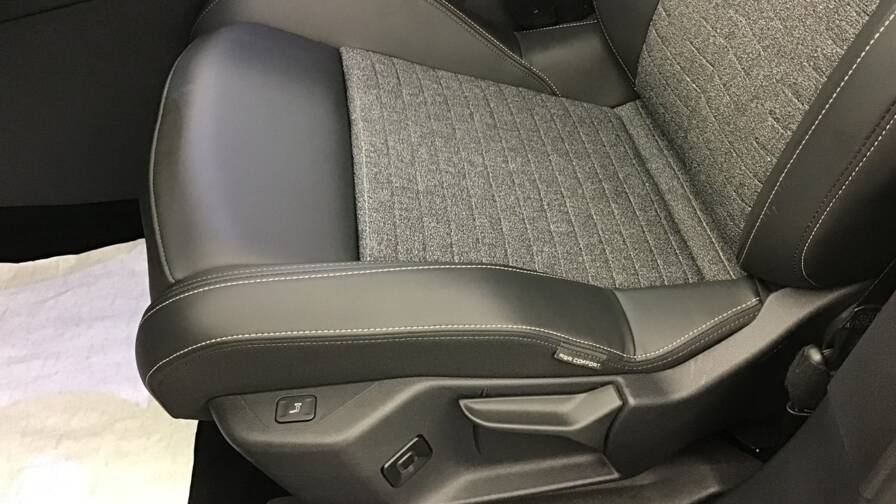 Mandataire Automobile occasion, recherche de Peugeot 3008-allure - E-Motors