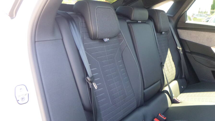 Mandataire Automobile neuf, recherche de Peugeot 3008-hybrid-145-e-dcs6-gt-plus-toit-ouvrant-plus-pack-360 - E-Motors