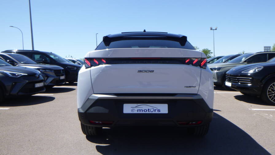 Mandataire Automobile neuf, recherche de Peugeot 3008-hybrid-145-e-dcs6-gt-plus-toit-ouvrant-plus-pack-360 - E-Motors