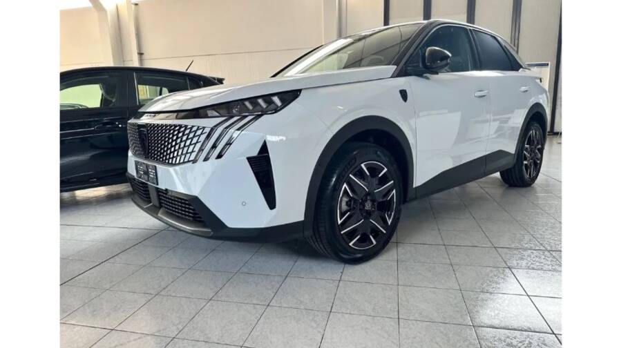 Mandataire Automobile neuf, recherche de Peugeot 3008-hybrid-145-e-dcs6-gt - E-Motors