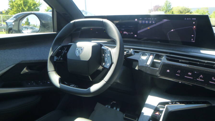 Mandataire Automobile neuf, recherche de Peugeot 3008-hybrid-145-e-dcs6-gt-plus-toit-ouvrant-plus-pack-360 - E-Motors