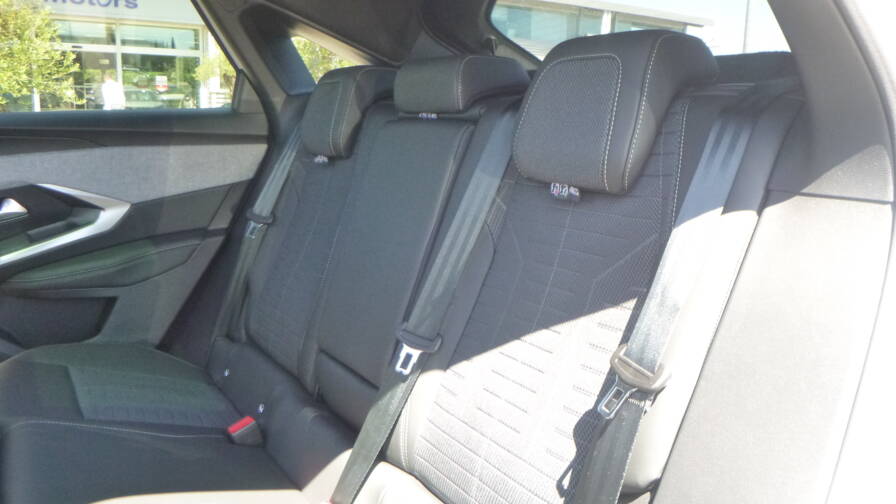 Mandataire Automobile neuf, recherche de Peugeot 3008-hybrid-145-e-dcs6-gt-plus-toit-ouvrant-plus-pack-360 - E-Motors