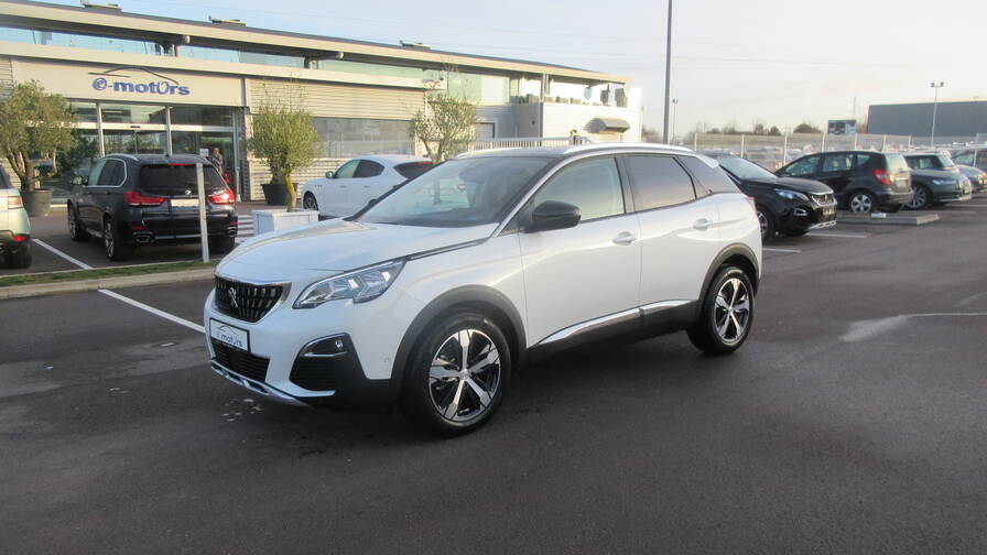 Avis-mandataire-auto-Emotors-Peugeot-3008-Allure-puretech-130-s-s-bvm6.