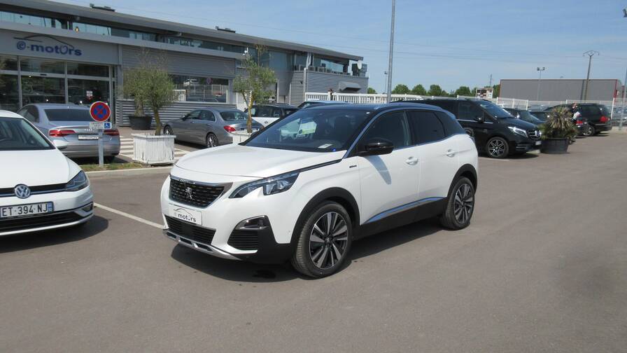 Avis-mandataire-auto-Emotors-Peugeot-3008-Gt-line-puretech-130-s-s-eat8-plus-jantes-19-toit-vitr.