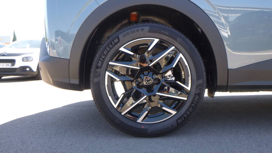 Mandataire Automobile neuf, recherche de Peugeot 3008-hybrid-145-e-dcs6-gt-plus-toit-ouvrant-plus-pack-360 - E-Motors