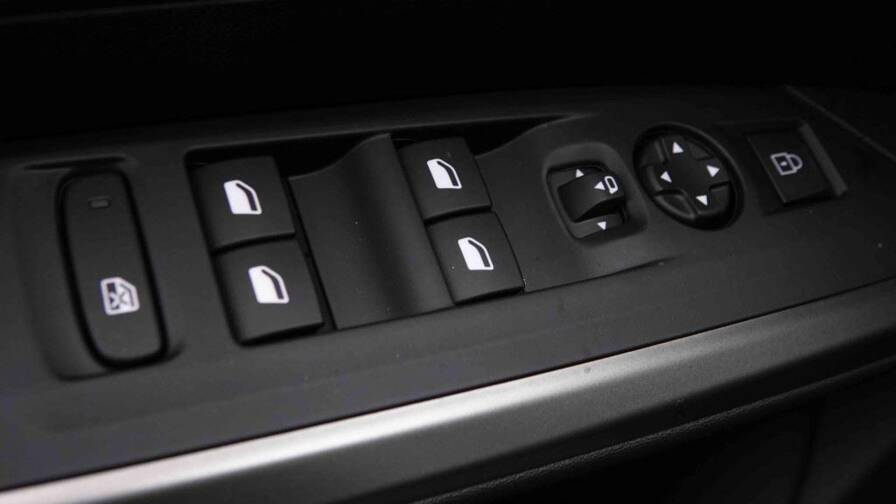 Mandataire Automobile neuf, recherche de Peugeot 3008-145-e-dsc6-hybrid-allure - E-Motors