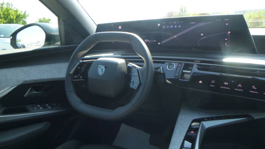 Mandataire Automobile neuf, recherche de Peugeot 3008-hybrid-145-e-dcs6-allure-plus-pack-panoramic-navigation - E-Motors