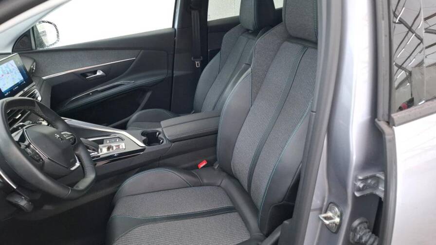 Mandataire Automobile occasion, recherche de Peugeot 3008-hybrid-225-e-eat8-allure-pack - E-Motors