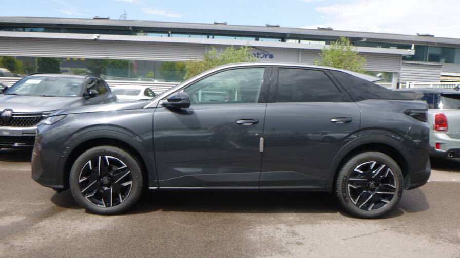 Mandataire Automobile neuf, recherche de Peugeot 3008-hybrid-145-e-dcs6-allure-plus-pack-panoramic-navigation - E-Motors