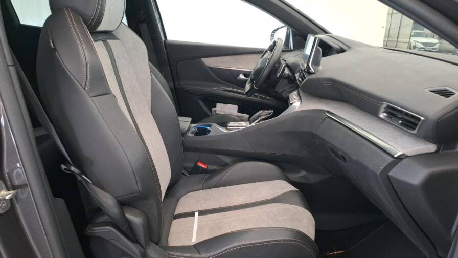 Mandataire Automobile occasion, recherche de Peugeot 3008-hybrid-225-e-eat8-gt-plus-hayon-mains-libres - E-Motors