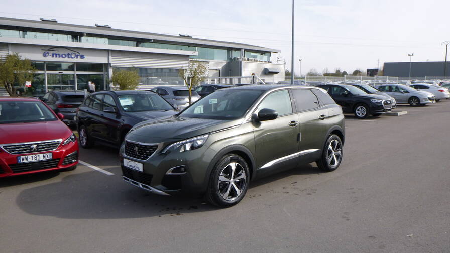 Avis-mandataire-auto-Emotors-Peugeot-3008-Allure-bluehdi-130-eat8-plus-full-leds.