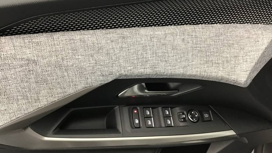 Mandataire Automobile occasion, recherche de Peugeot 3008-gt-hybrid-145-e-dcs6 - E-Motors