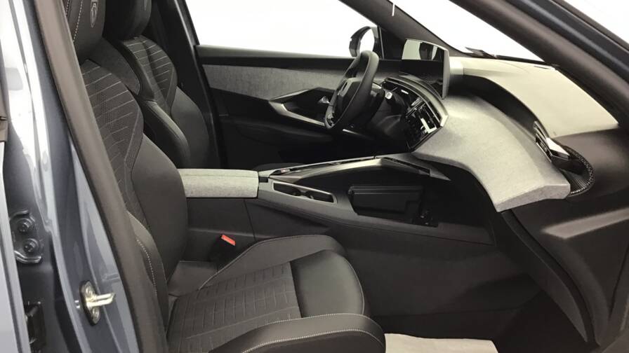 Mandataire Automobile occasion, recherche de Peugeot 3008-gt-hybrid-145-e-dcs6 - E-Motors