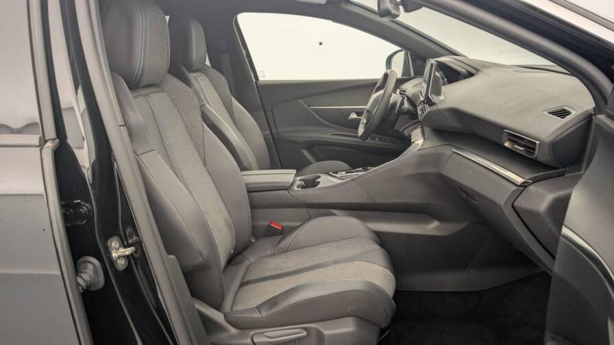 Mandataire Automobile occasion, recherche de Peugeot 3008-hybrid-136-e-dcs6-allure-pack - E-Motors