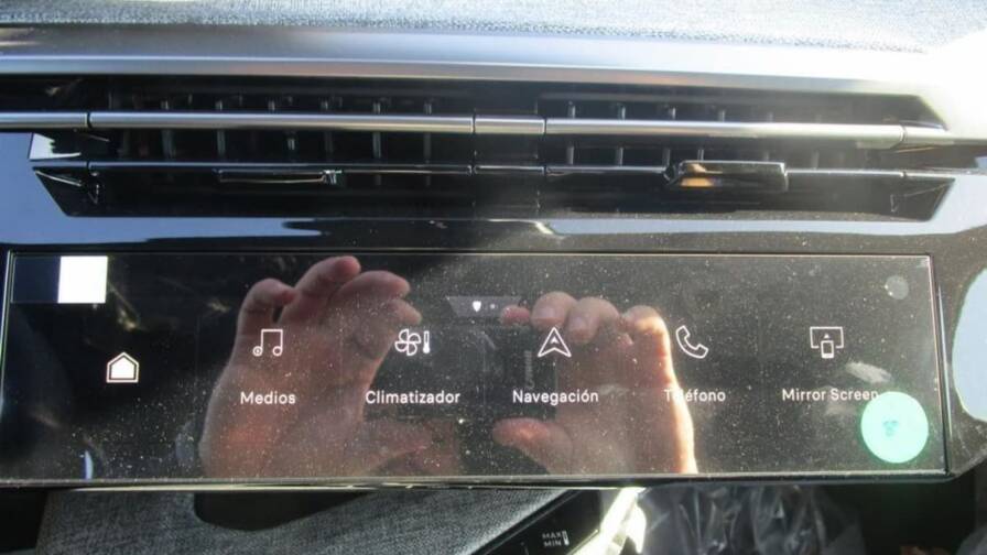 Mandataire Automobile neuf, recherche de Peugeot 3008-hybrid-136-e-dcs6-gt - E-Motors