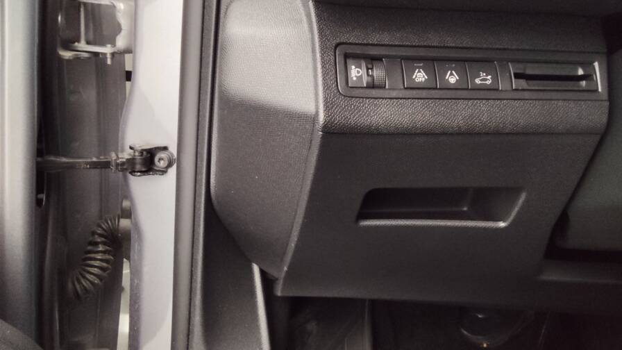 Mandataire Automobile occasion, recherche de Peugeot 3008-hybrid-136ch-allure-pack-e-dcs6 - E-Motors