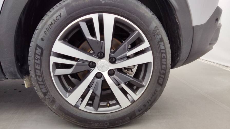 Mandataire Automobile occasion, recherche de Peugeot 3008-hybrid-136ch-allure-pack-e-dcs6 - E-Motors