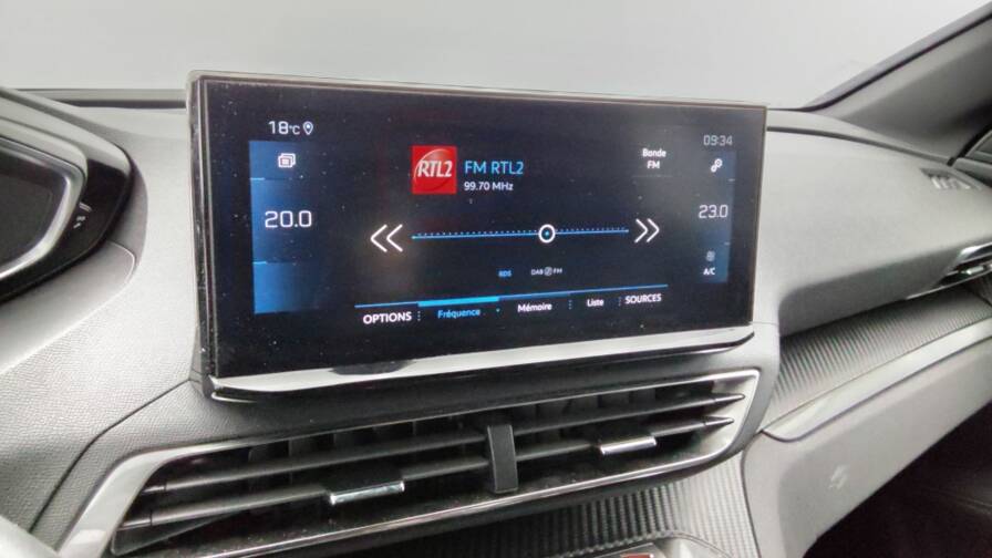 Mandataire Automobile occasion, recherche de Peugeot 3008-hybrid-136ch-allure-pack-e-dcs6 - E-Motors