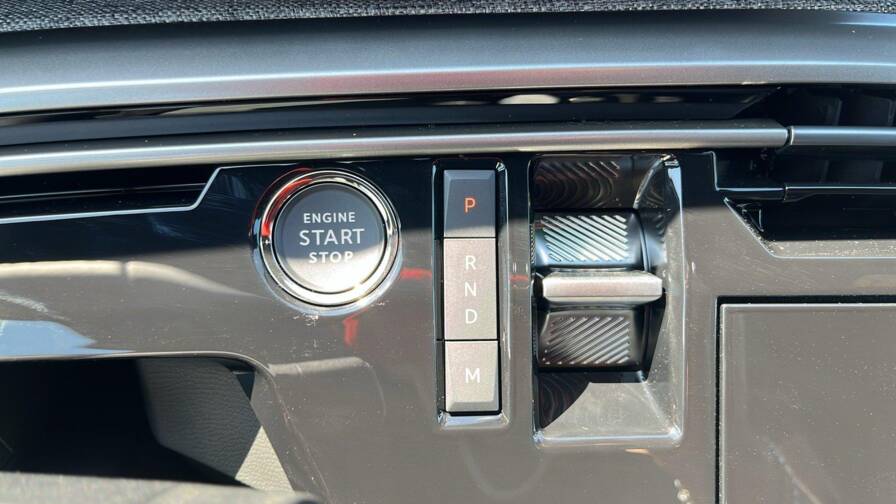 Mandataire Automobile neuf, recherche de Peugeot 3008-hybrid-145-e-dcs6-allure - E-Motors