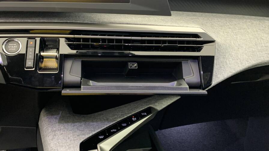 Mandataire Automobile neuf, recherche de Peugeot 3008-hybrid-145-e-dcs6-allure - E-Motors