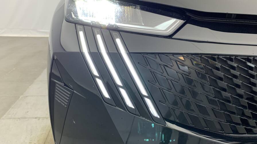 Mandataire Automobile neuf, recherche de Peugeot 3008-hybrid-145-e-dcs6-allure - E-Motors