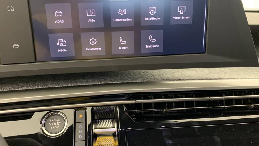 Mandataire Automobile neuf, recherche de Peugeot 3008-hybrid-145-e-dcs6-allure - E-Motors