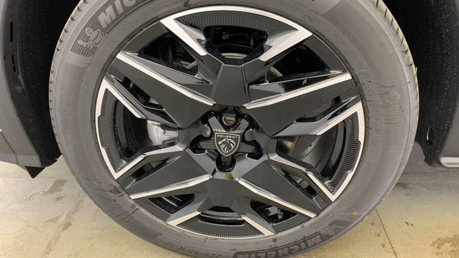 Mandataire Automobile neuf, recherche de Peugeot 3008-hybrid-145-e-dcs6-gt - E-Motors