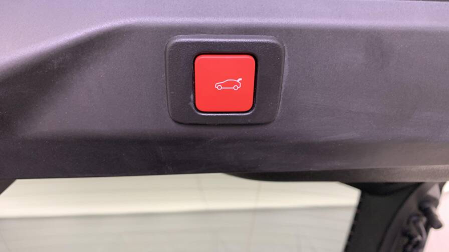 Mandataire Automobile neuf, recherche de Peugeot 3008-hybrid-145-e-dcs6-gt - E-Motors