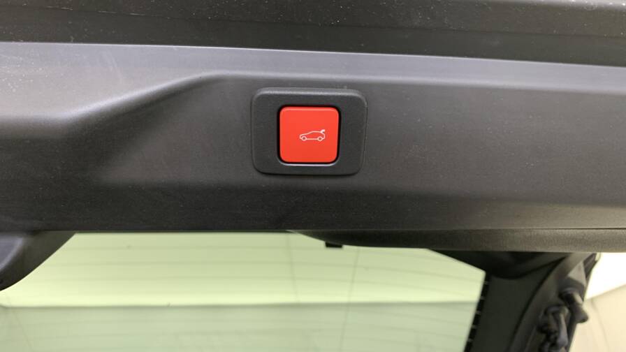 Mandataire Automobile neuf, recherche de Peugeot 3008-hybrid-145-e-dcs6-gt - E-Motors