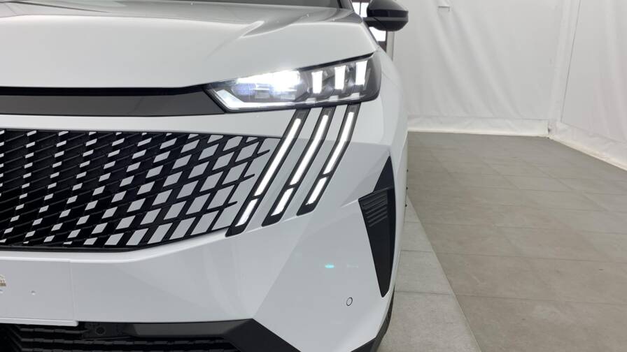 Mandataire Automobile neuf, recherche de Peugeot 3008-hybrid-145-e-dcs6-gt - E-Motors