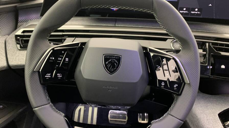 Mandataire Automobile neuf, recherche de Peugeot 3008-hybrid-145-e-dcs6-gt - E-Motors