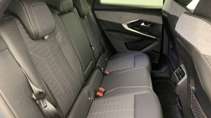 Mandataire Automobile neuf, recherche de Peugeot 3008-hybrid-145-e-dcs6-gt - E-Motors