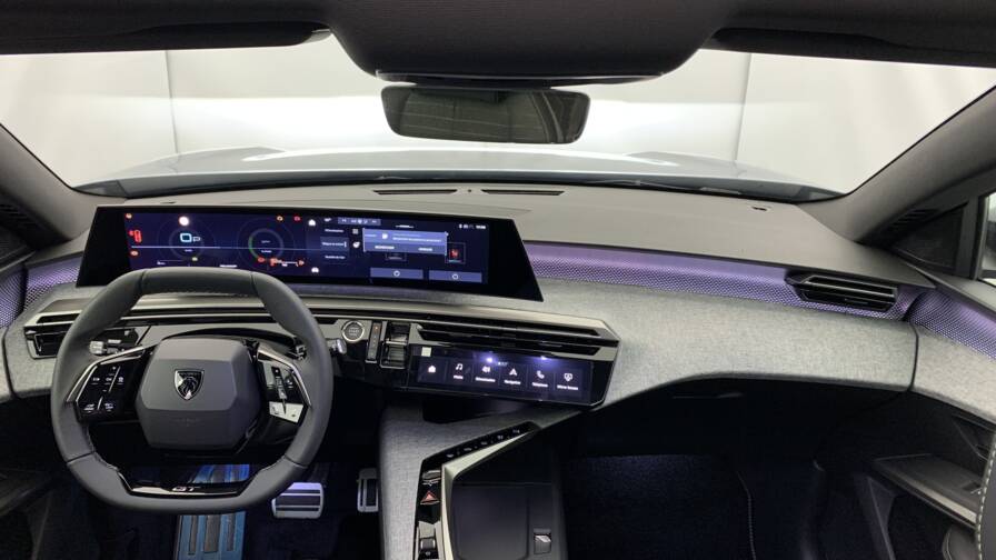 Mandataire Automobile neuf, recherche de Peugeot 3008-hybrid-145-e-dcs6-gt - E-Motors