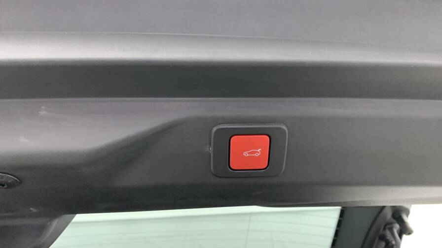 Mandataire Automobile neuf, recherche de Peugeot 3008-hybrid-145-e-dcs6-gt - E-Motors